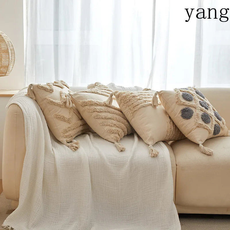 Funda de cojín con flecos estilo wabi-sabi para sofá o dormitorio.