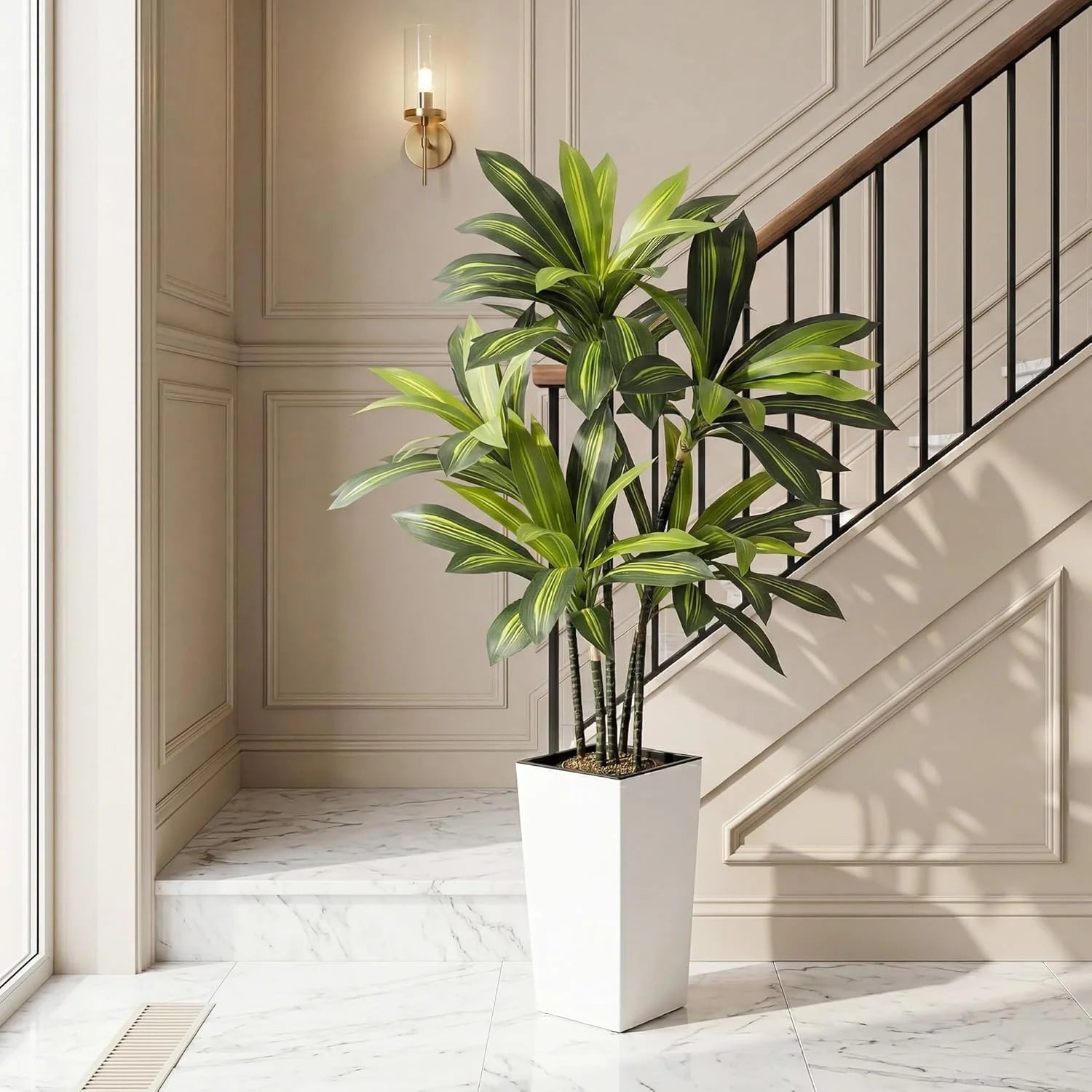 Árbol Artificial de Dracaena de 1.5 m con Maceta Alta Blanca/Negra, Planta Artificial Realista en Maceta, Árbol de Yucca Artificial Grande para Decoración de Hogar, Oficina, Sala de Estar