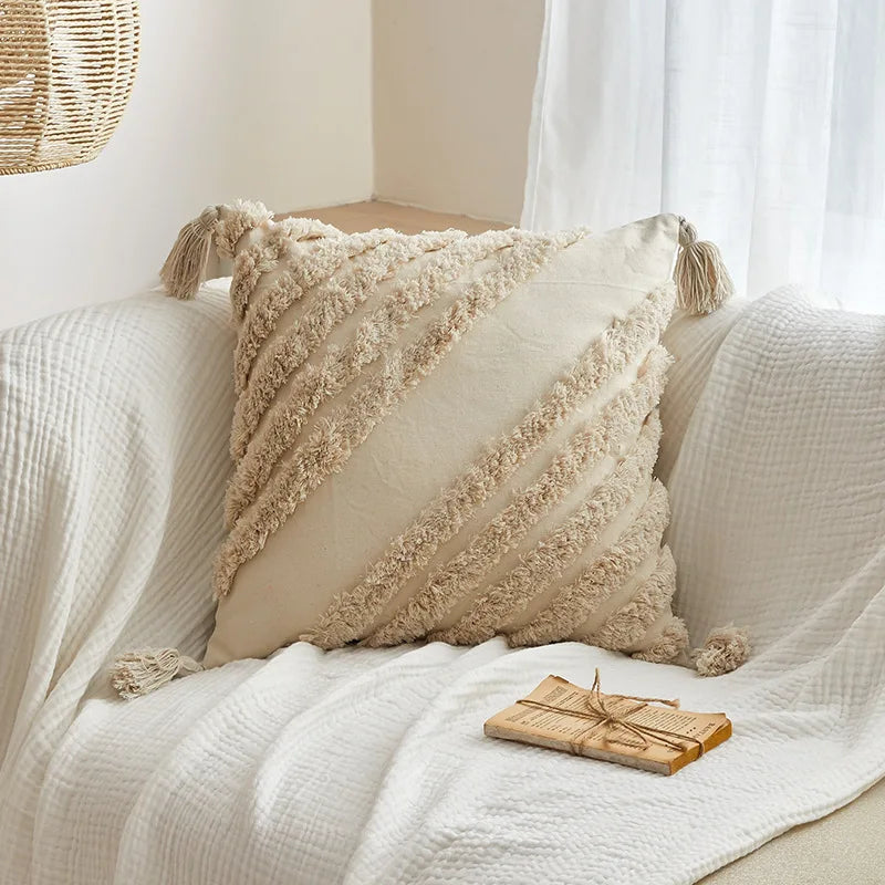 Funda de cojín con flecos estilo wabi-sabi para sofá o dormitorio.